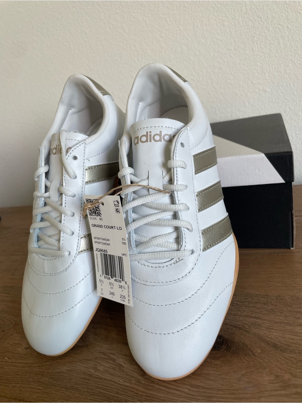 NWT Women’s Adidas Grand Court Lo Shoes Size 7 - Picture 3 of 6